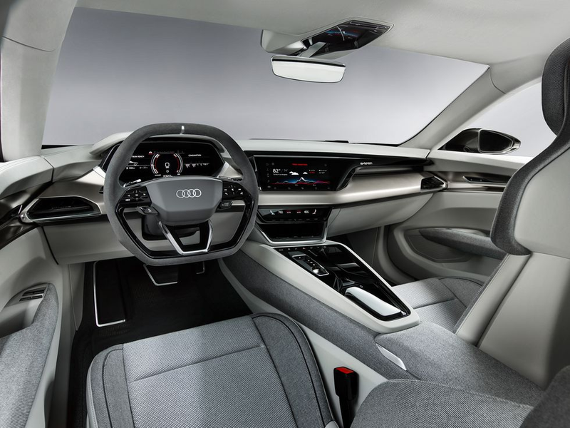 Illustration for article titled The 2020 Audi E-Tron GT Concept Is an Incredibly Handsome 590 HP Electric